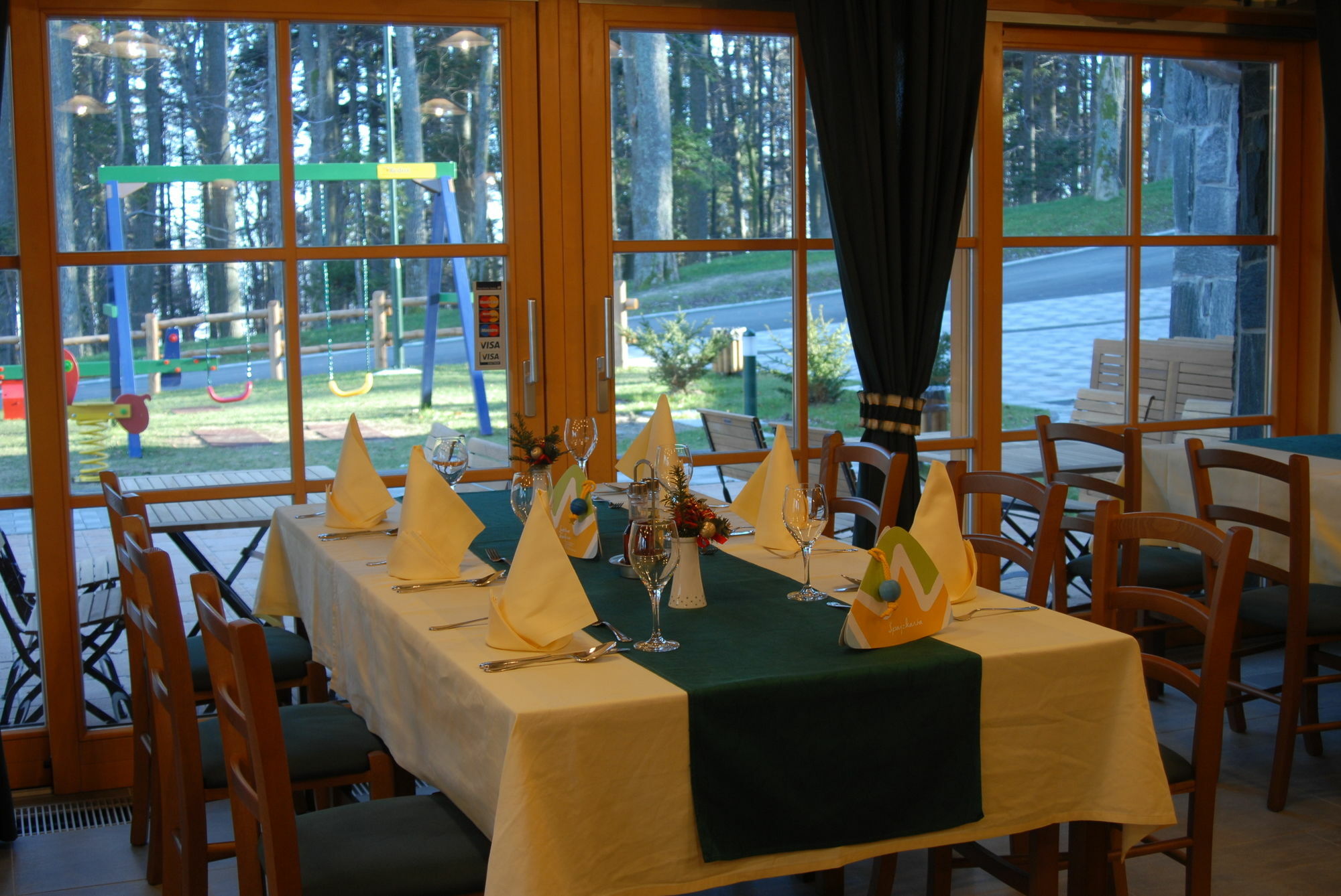 Snjezna Kraljica Hotel apartamentowy 4*